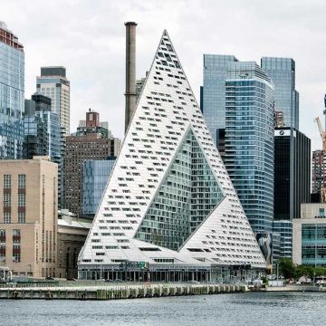 VIA 57 West, pyramid shaped apartment building, with skyline, architects Bjarke Ingels Group, Hudson River, Hell's Kitchen