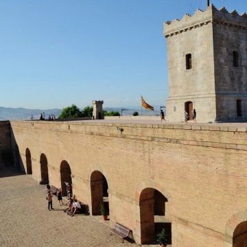 Castell_de_Montjuïc_(Barcelona)_-_11