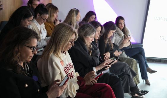 Emprendedoras en un acto de Sheblooms Emprendedoras en un acto de Sheblooms