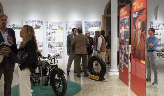 Inauguracio Nuvolini, Casa Degli Italiani, por Laura Gálvez-Rhein