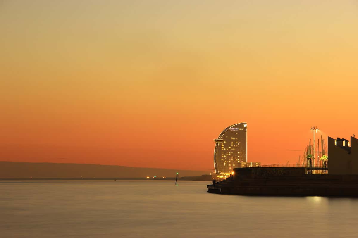Hotel Vela des de la Nova Icària. © imatheu