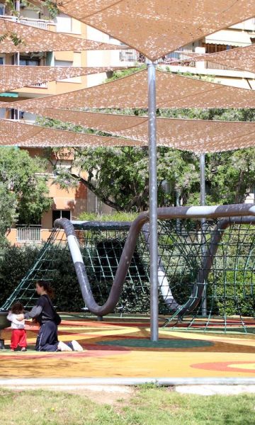 Parc amb ombres per Blanca Blay : ACN Parc amb ombres per Blanca Blay : ACN