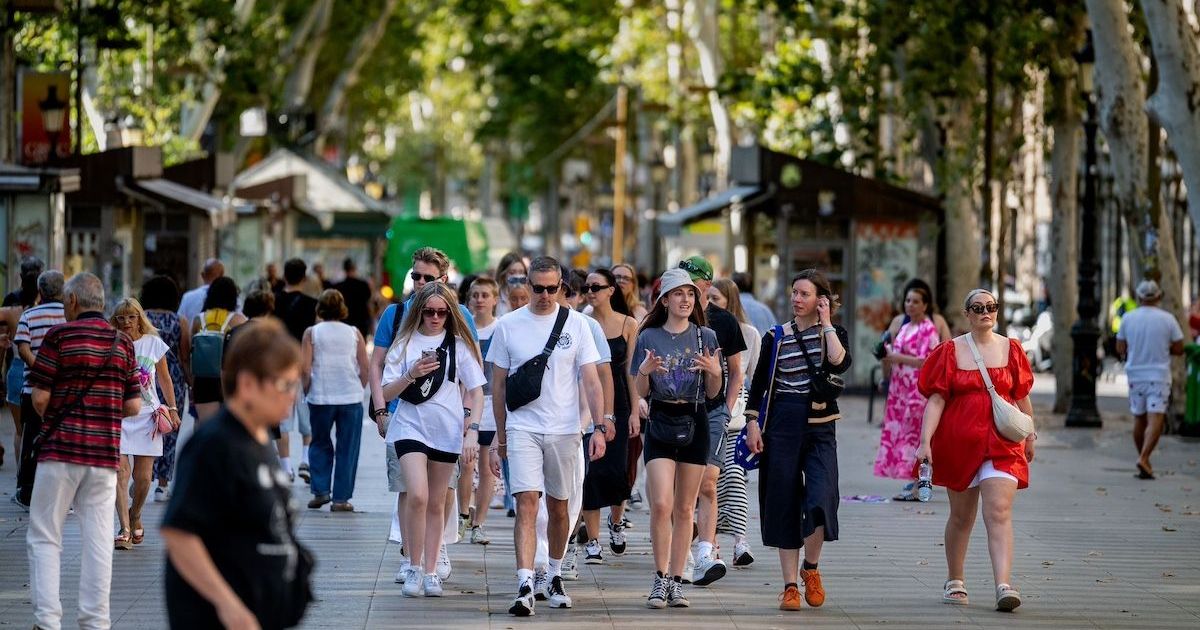 Turistes a la Rambla. © Laura Guerrero Turistes a la Rambla. © Laura Guerrero