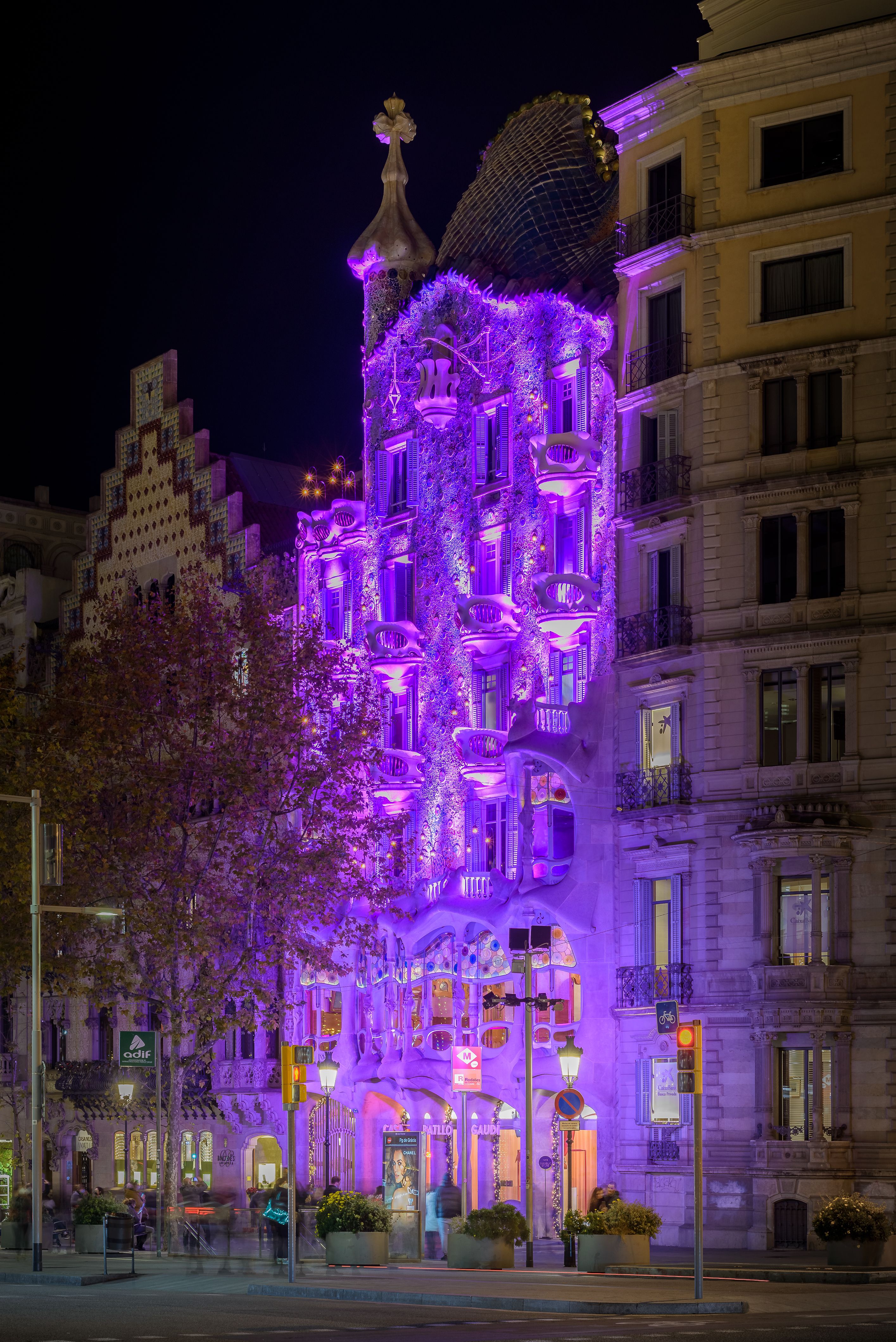Façana de la Casa Batlló @ Anibal Trejo
