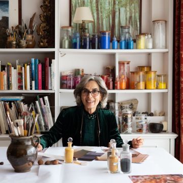 Maria Poch s'inspira en la natura per obtenir els colors (c) Carlota López-Gil Lamarca