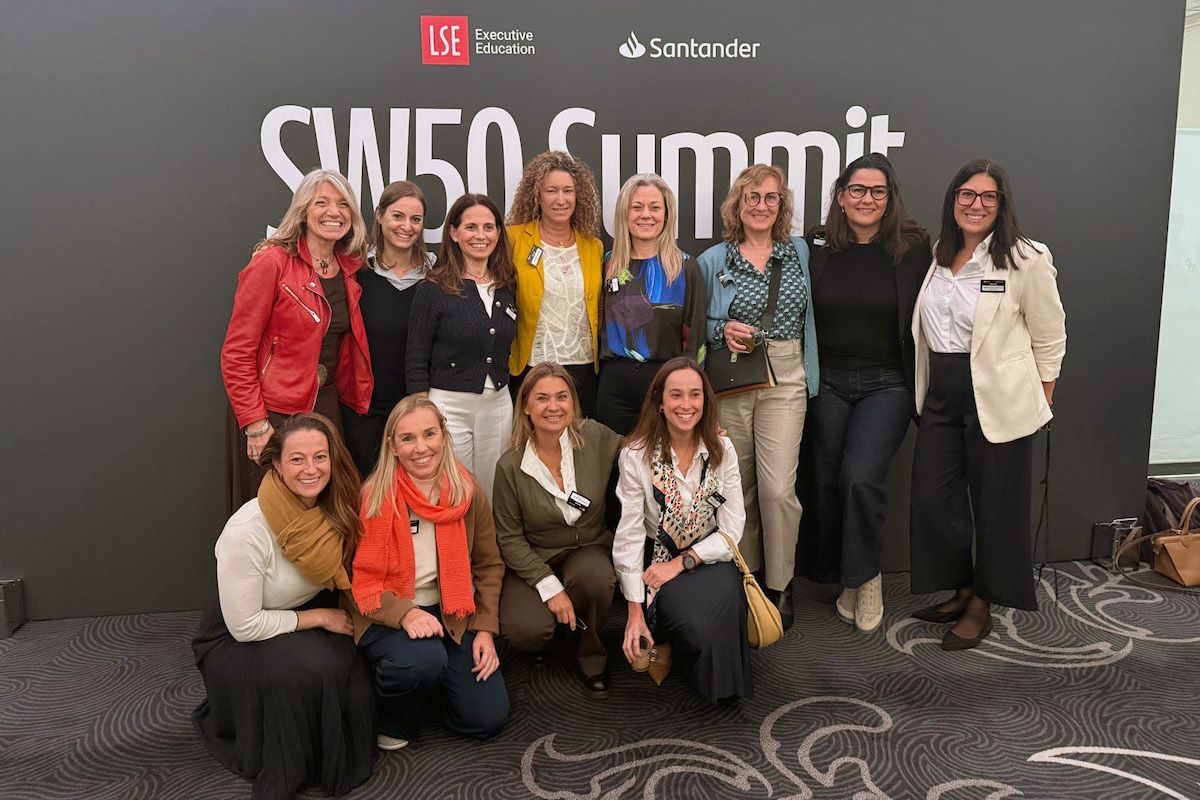 Mujeres de Barcelona reunidas en el Santander W50 Summit en Londres. 