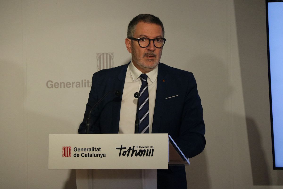 El conseller d'Empresa i Treball, Miquel Sàmper, a la roda de premsa de presentació de l'informe. © Maria Asmarat / ACN