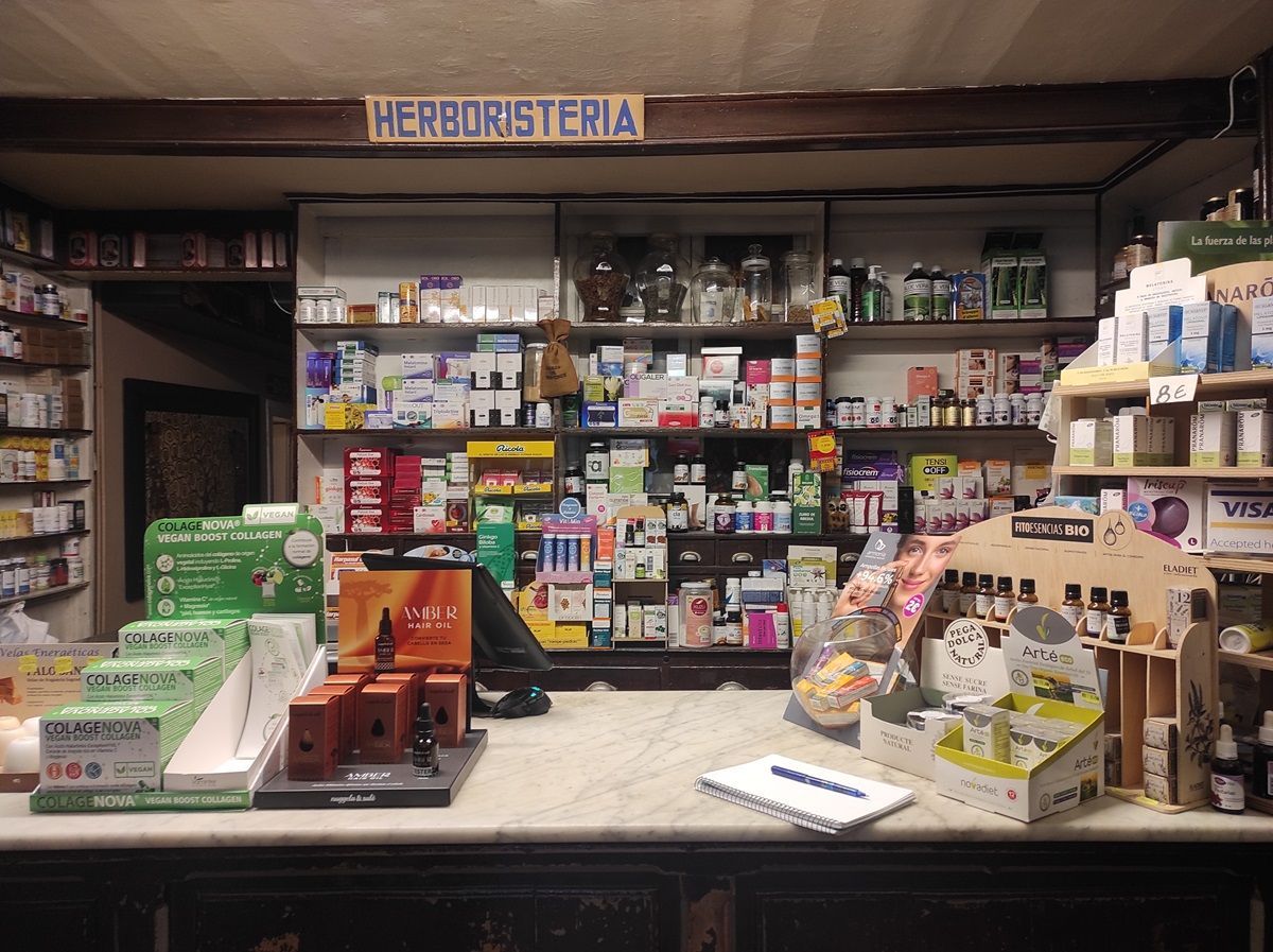 Herbolari Llobet, en la Travessera de Gràcia