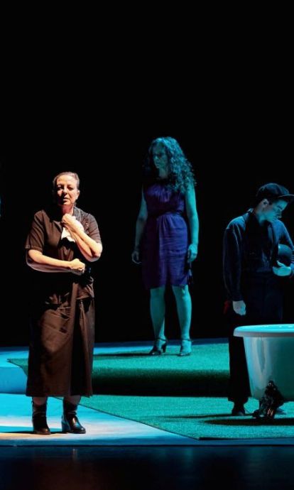 El clásico de Pirandello, "Seis personajes en busca de autor", llega al Teatre Apolo
