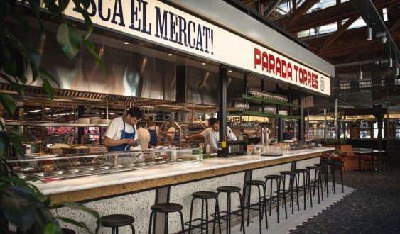 Parada Torres, el nou bar de mercat impulsat pels germans Torres i Pantea Group. Parada Torres, el nou bar de mercat impulsat pels germans Torres i Pantea Group.