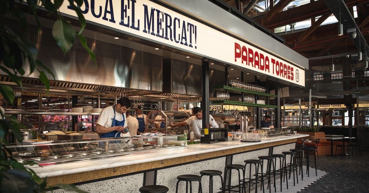 Parada Torres, el nou bar de mercat impulsat pels germans Torres i Pantea Group.