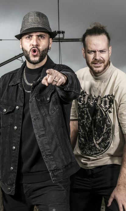 Acaracan es el grupo barcelonés de rumba catalana que formará parte de la programación musical Acaracan es el grupo barcelonés de rumba catalana que formará parte de la programación musical