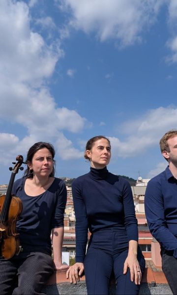"Set nenes jueves. Una obra per a Gaza", de la dramaturga britànica Caryl Churchill "Set nenes jueves. Una obra per a Gaza", de la dramaturga britànica Caryl Churchill