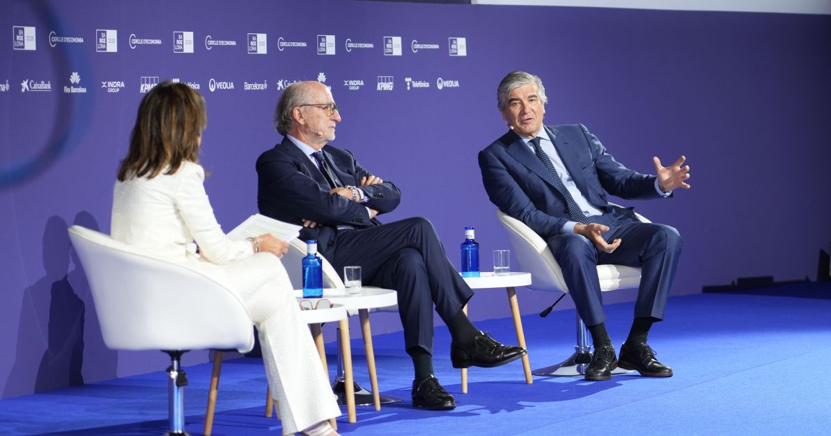 Brufau y Reynés durante la conversación en la Reunión Anual del Cercle d'Economia. Brufau y Reynés durante la conversación en la Reunión Anual del Cercle d'Economia.