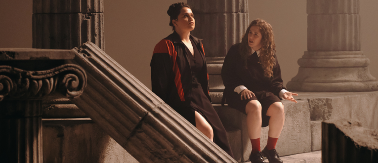"Contra Antígona" es una de les propuestas teatrales de esta semana ©Marta Mas Girones "Contra Antígona" es una de les propuestas teatrales de esta semana ©Marta Mas Girones
