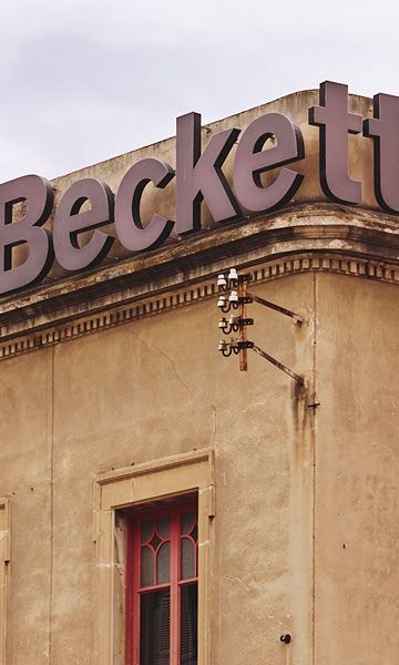La Sala Beckett presenta nueva temporada y celebra 10 años en Poblenou ©Kiku Piñol 	