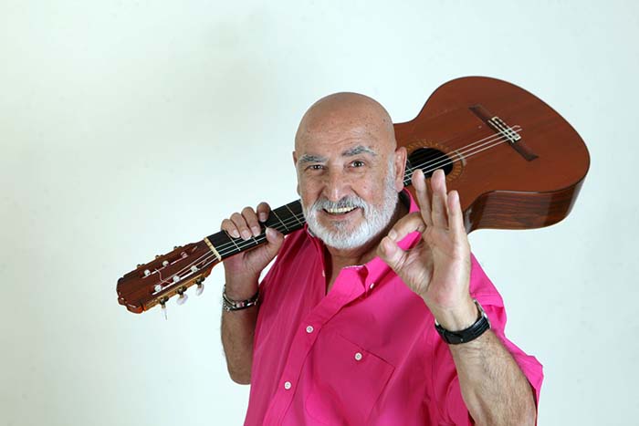 Peret es uno de los máximos exponentes de rumba catalana Peret es uno de los máximos exponentes de rumba catalana