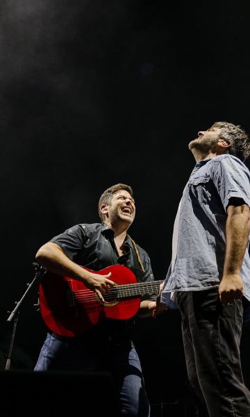Estopa es uno de los grupos referentes de la rumba catalana actual Estopa es uno de los grupos referentes de la rumba catalana actual