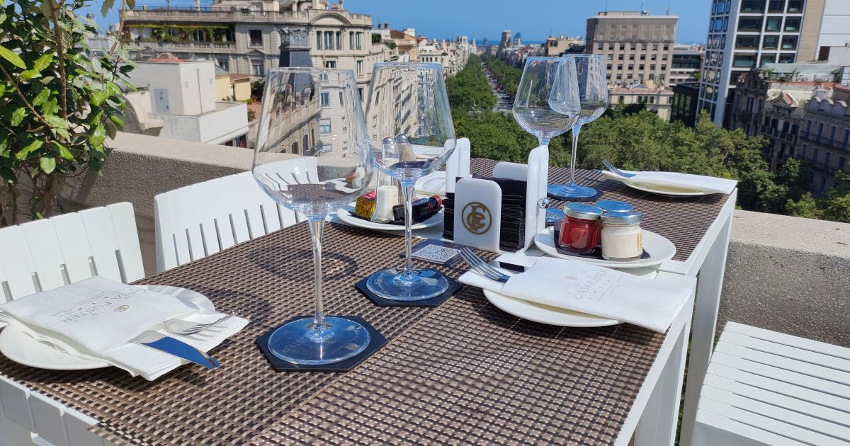 La terraza de Casa Fuster acogerá una cena especial por Sant Joan 2026