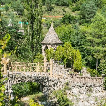 Els Jardins Artigas, a la Pobla de Lillet