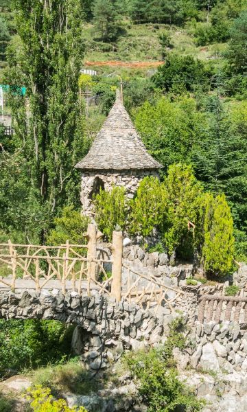 Els Jardins Artigas, a la Pobla de Lillet Els Jardins Artigas, a la Pobla de Lillet
