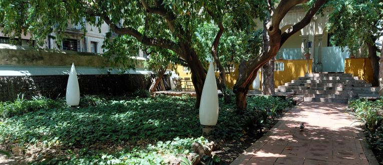 El jardín del Petit Palace Boqueria Garden, uno de los más secretos más bien guardados de toda Barcelona.  © Xavi Casinos