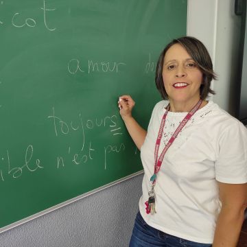 Marie Martínez, jefa del departamento de francés en la EOI Barcelona Vall d’Hebron. © Carme Escales Marie Martínez, jefa del departamento de francés en la EOI Barcelona Vall d’Hebron. © Carme Escales