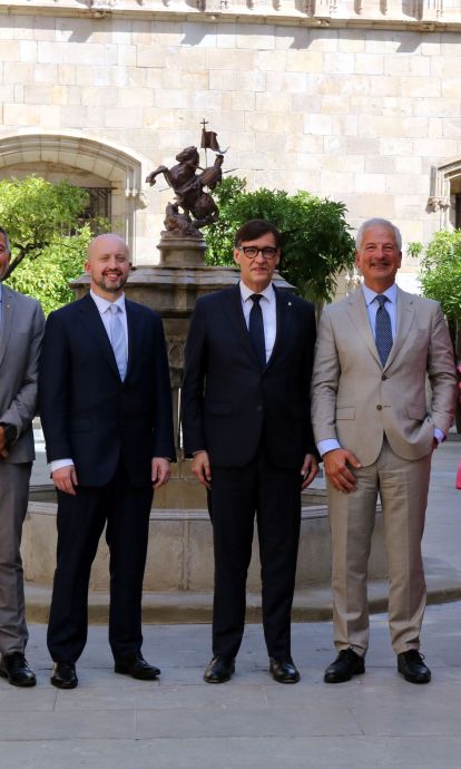 Anuncio de la inversión de OQC en el Palau de la Generalitat. © Andrea Salazar / ACN Anuncio de la inversión de OQC en el Palau de la Generalitat. © Andrea Salazar / ACN
