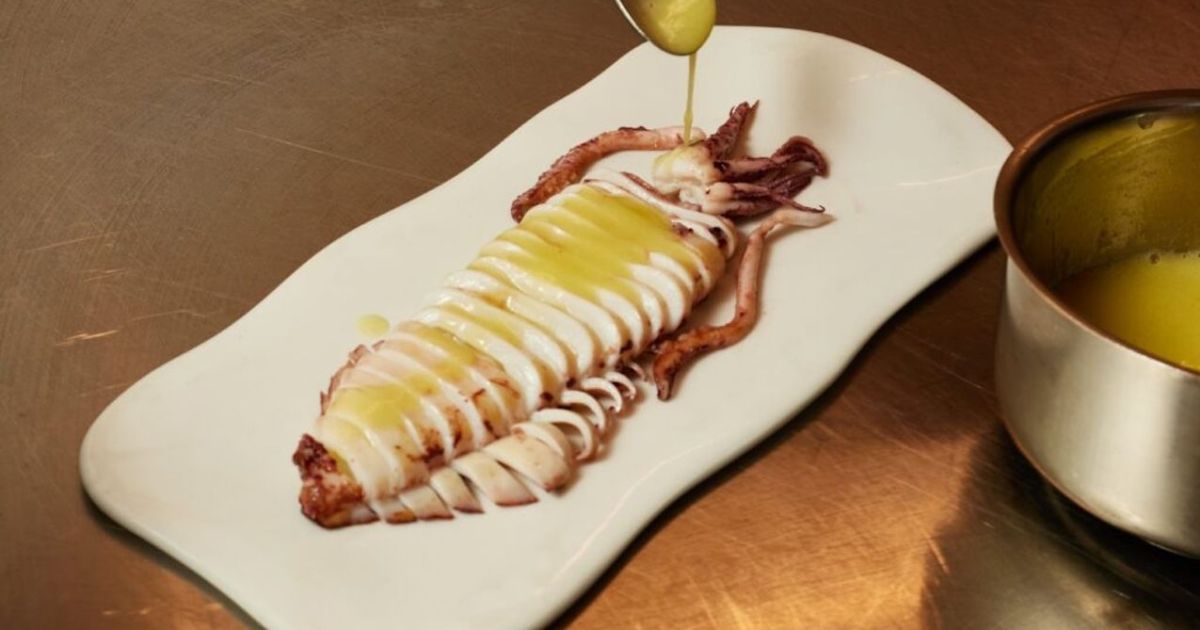 El calamar a la plancha con pil pil de Alegria.