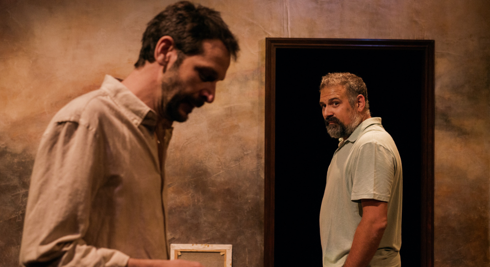 Alberto Díaz i Albert Prat en una escena de l'obra. ©Felipe Mena