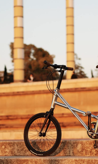 Bici de Castro Bikes en Montjuïc Bici de Castro Bikes en Montjuïc