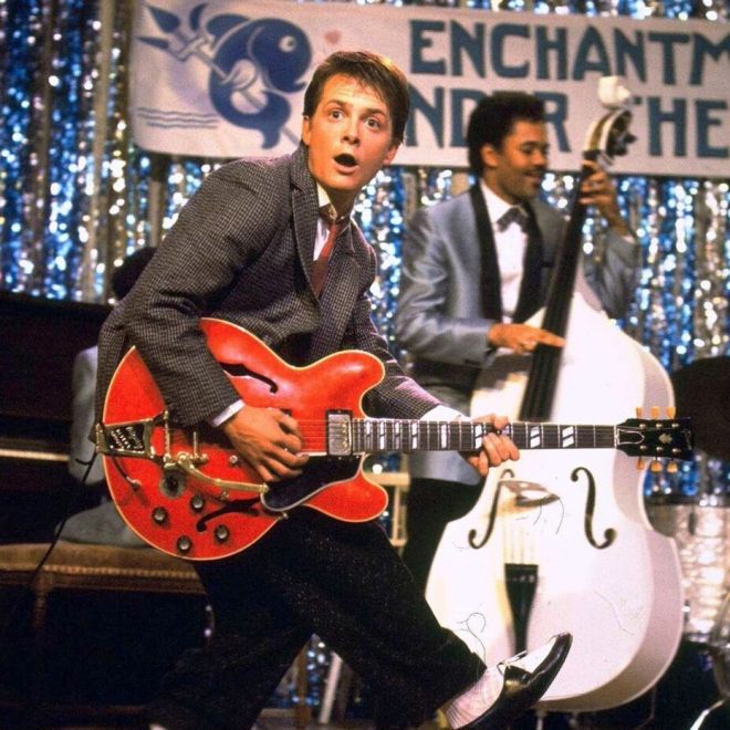 Marty McFly nos da la bienvenida en la exposición temporal Marty McFly nos da la bienvenida en la exposición temporal