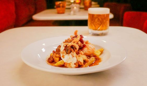 Huevos estrellados del Bar Costa, en la Ruta de Tapas del Raval