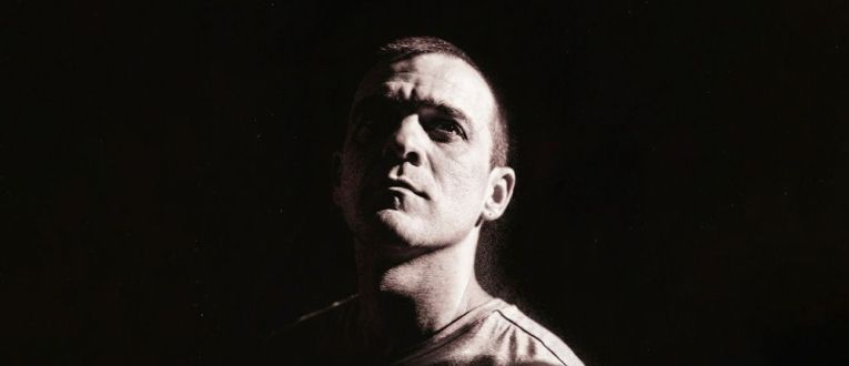 Quim Àvila protagoniza "Anatomia de Ricard" en la Sala Beckett