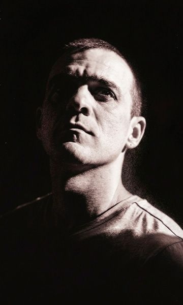 Quim Àvila protagoniza "Anatomia de Ricard" en la Sala Beckett
