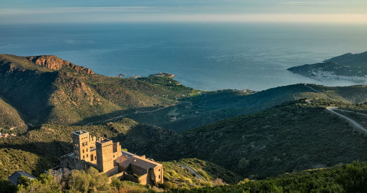 Imatge del Conjunt Monumental de Sant Pere de Rodes, a l’Alt Empordà. © Rafel López Monné Imatge del Conjunt Monumental de Sant Pere de Rodes, a l’Alt Empordà. © Rafel López Monné