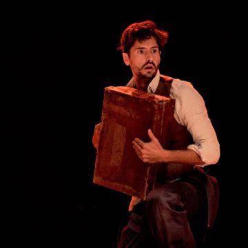 "Una noche sin Luna" vuelve al Tívoli con Juan Diego Botto "Una noche sin Luna" vuelve al Tívoli con Juan Diego Botto