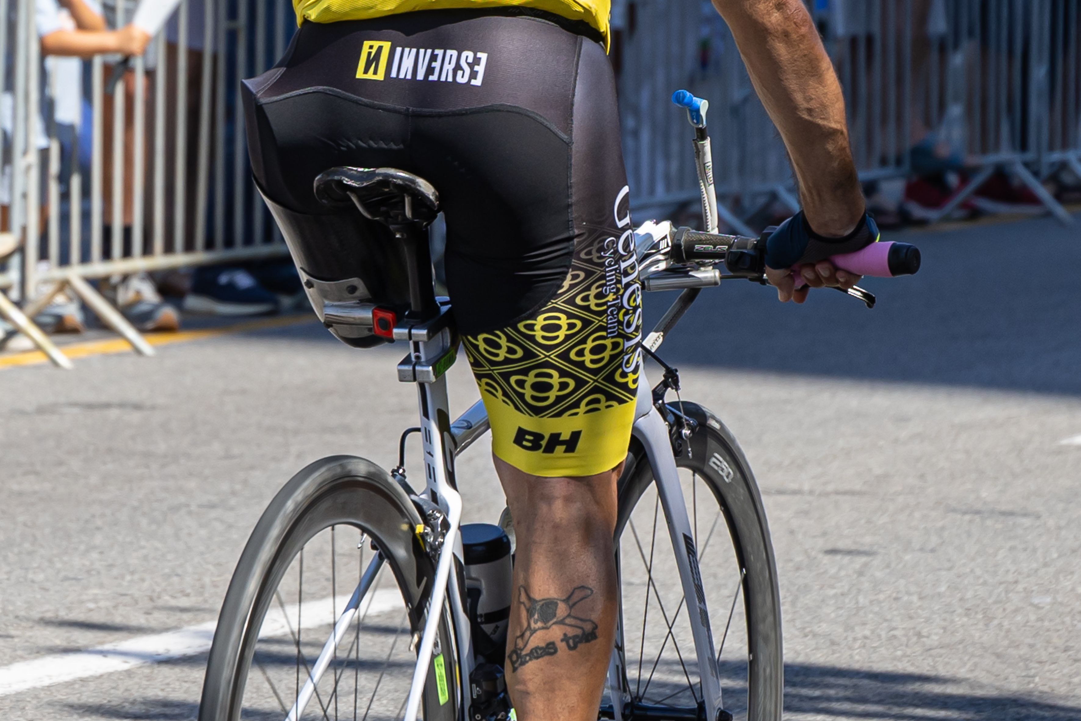 Uno de los ciclistas que compiten en el Tour. © Àngel Bravo