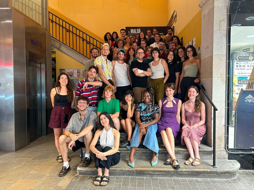 Foto de familia de la nueva temporada de El Maldà Foto de familia de la nova temporada d'El Maldà