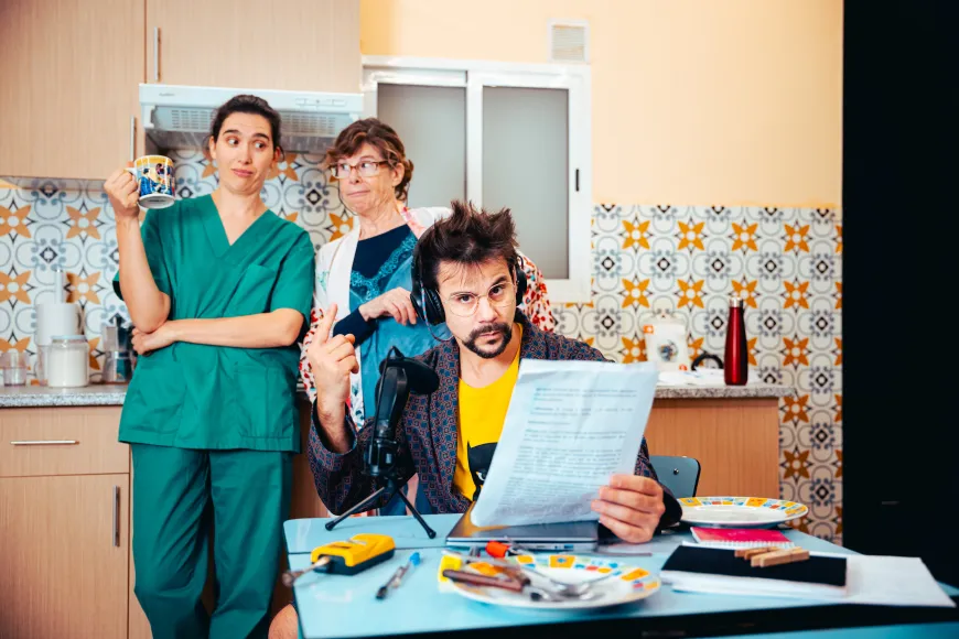 Torna la comèdia 'Passaran coses fantàstiques' a la Sala Flyhard ©Sergi Panizo Torna la comèdia 'Passaran coses fantàstiques' a la Sala Flyhard ©Sergi Panizo