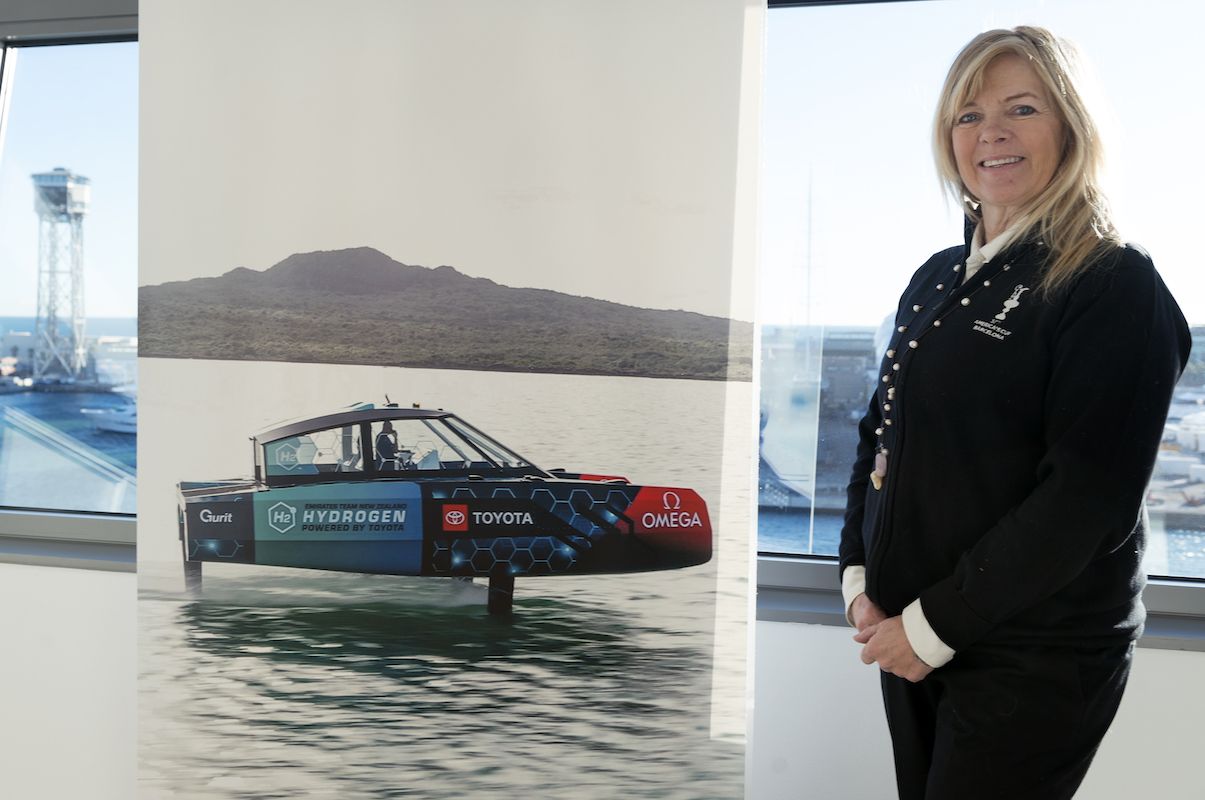 Leslie Ryan America's Cup - Rafa Marín