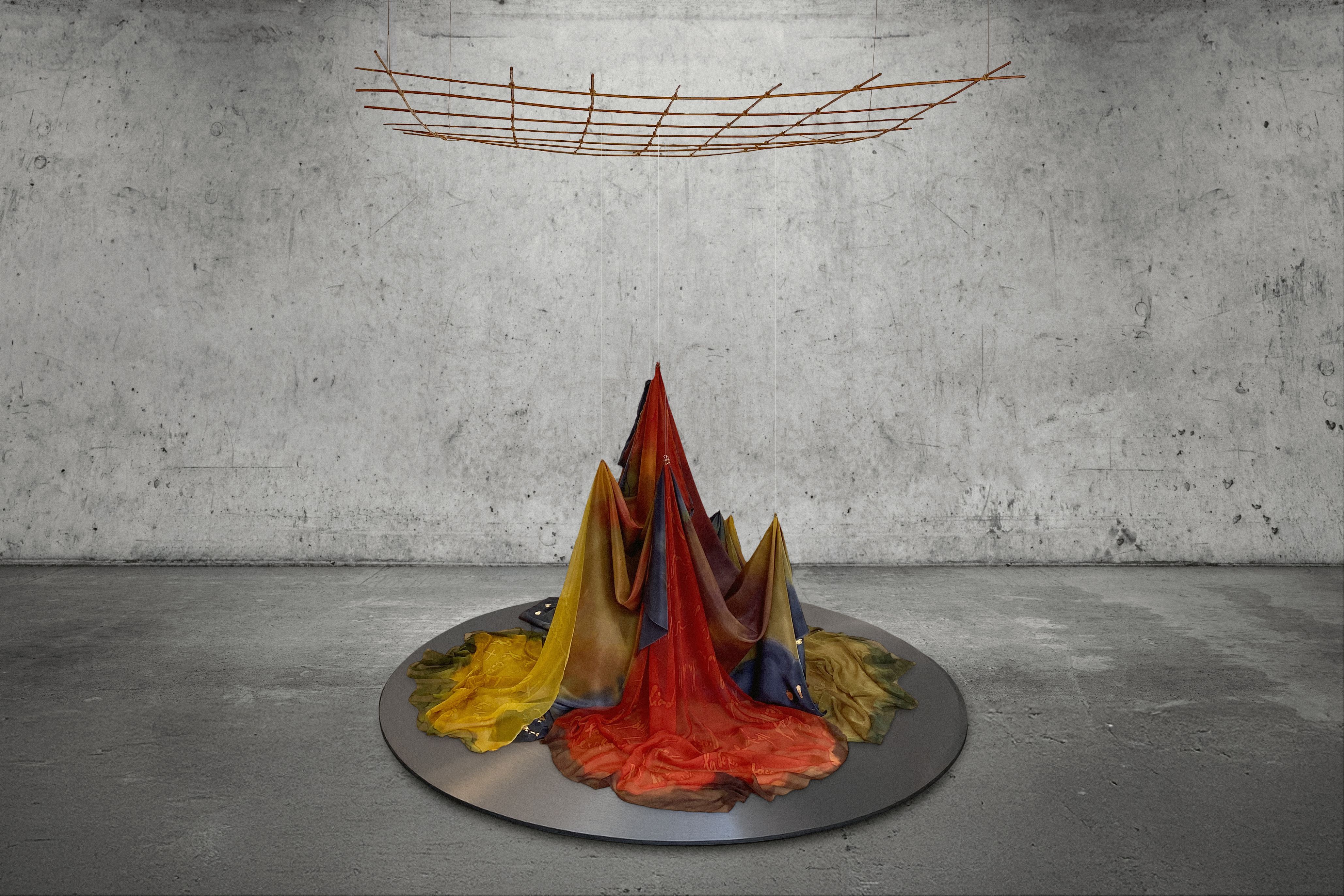 La escultura textil 'Medea' (2025).