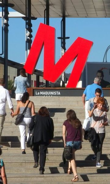 Vista de La Maquinista, centre comercial. ©Vicente Zambrano González