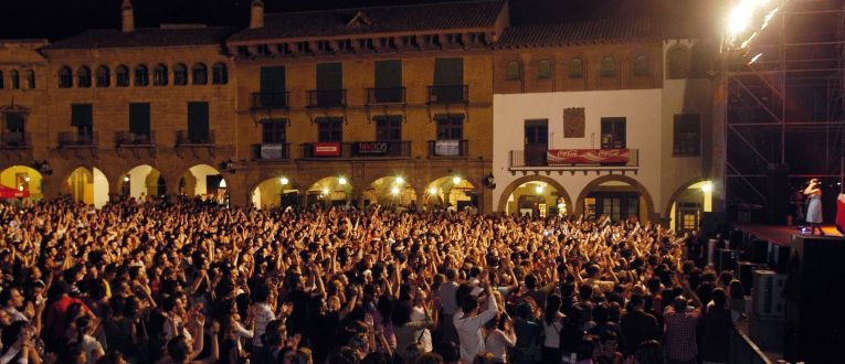 La música en directo vuelve al Poble Espanyol este agosto 