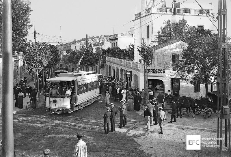 El inicio de la Rabassada en la primera mitad del siglo XX. © Institut d'Estudis Fotogràfics de Caralunya
