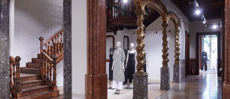 La tienda de Massimo Dutti de Passeig de Gracia se convierte en galería de arte