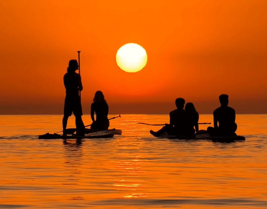 Amanecer en las tablas de Sea You Amanecer en las tablas de Sea You