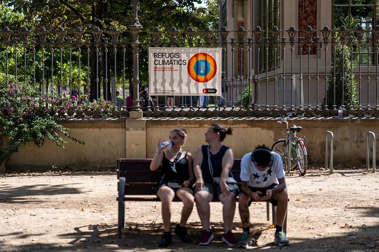 Refugios climáticos en la ciudad. © Ayuntamiento de Barcelona Refugios climáticos en la ciudad. © Ayuntamiento de Barcelona