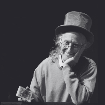 The magician Juan Tamariz
