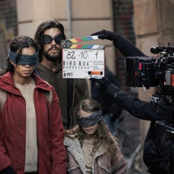Filming of the movie Bird Box Barcelona, starring Mario Casas